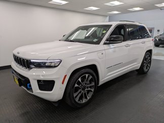 Used 2023 Jeep Grand Cherokee Overland w/ Luxury Tech Group IV image 1