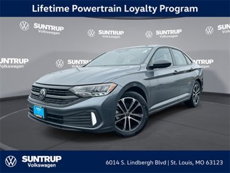 Used 2022 Volkswagen Jetta Sport image 1