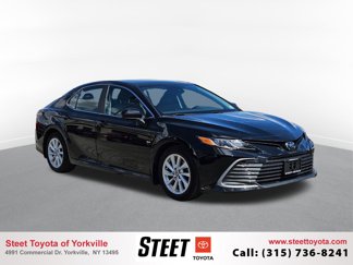 Used 2023 Toyota Camry LE image 1