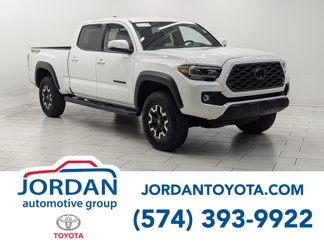 Used 2022 Toyota Tacoma TRD Off-Road image 1