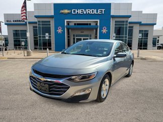 Used 2023 Chevrolet Malibu LT image 1
