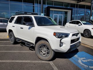 Used 2020 Toyota 4Runner Venture image 1
