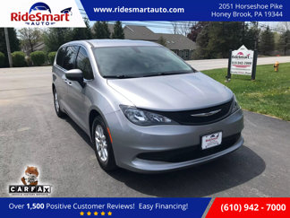 Used 2021 Chrysler Voyager LX image 1