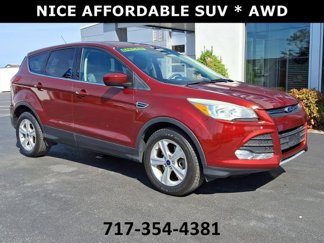 Used 2015 Ford Escape SE image 1