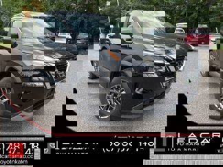 Used 2023 Nissan Rogue S image 1