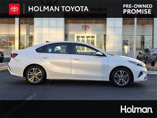 Used 2022 Kia Forte LXS image 1