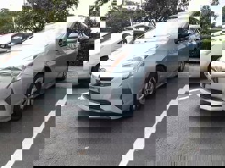 Used 2018 Toyota Prius Two image 1