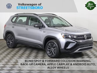 Used 2023 Volkswagen Taos S image 1