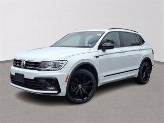Used 2021 Volkswagen Tiguan SE R-Line image 1
