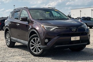 Used 2017 Toyota RAV4 Limited image 1