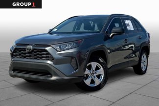Used 2020 Toyota RAV4 LE image 1