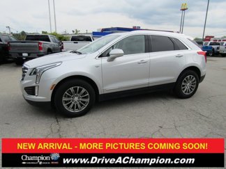 Used 2017 Cadillac XT5 Luxury w/ Driver Awareness Package image 1
