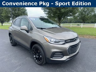 Used 2022 Chevrolet Trax LT w/ Sport Edition image 1