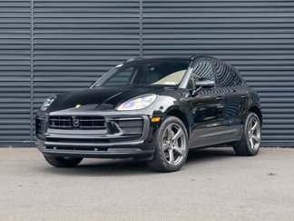 Certified 2023 Porsche Macan image 1