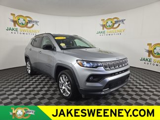 Used 2022 Jeep Compass Latitude image 1