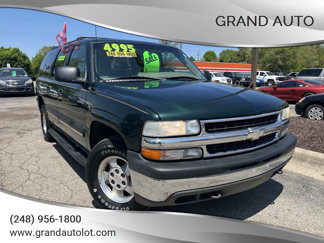 Used 2001 Chevrolet Suburban LS w/ LS Preferred Equipment Group image 1
