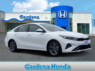 Used 2024 Kia Forte LXS image 1