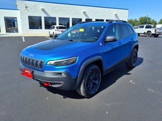 Used 2020 Jeep Cherokee Trailhawk w/ Cold Weather Group image 1