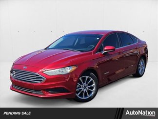 Used 2017 Ford Fusion SE image 1