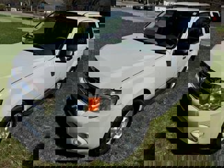 Used 2011 Ford Escape XLT w/ Cargo Pkg image 1