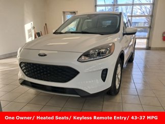 Used 2021 Ford Escape SE image 1