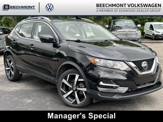 Used 2021 Nissan Rogue Sport SL image 1