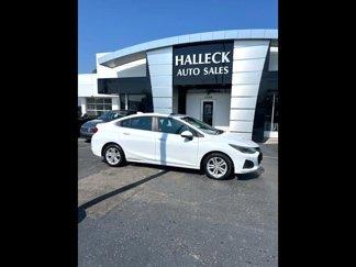 Used 2019 Chevrolet Cruze LT image 1