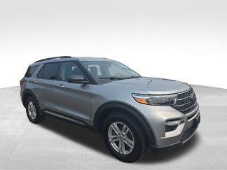 Used 2022 Ford Explorer XLT w/ Equipment Group 202A image 1