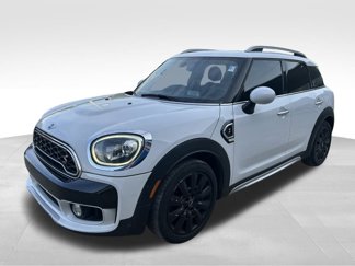 Used 2017 MINI Cooper Countryman S image 1