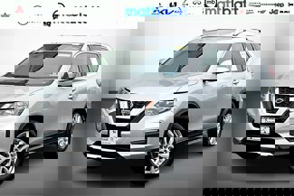 Used 2020 Nissan Rogue SV image 1