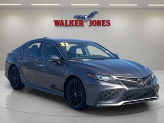 Used 2022 Toyota Camry XSE image 1