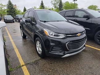 Used 2019 Chevrolet Trax LT w/ LT Convenience Package image 1