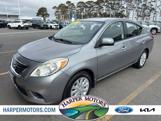 Used 2014 Nissan Versa SV image 1