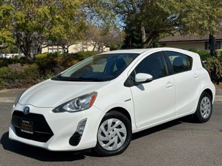 Used 2016 Toyota Prius C Two image 1