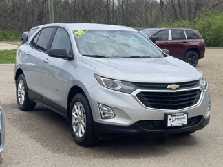 Used 2020 Chevrolet Equinox LS w/ LS Convenience Package image 1