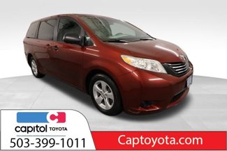 Used 2016 Toyota Sienna L image 1