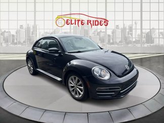 Used 2018 Volkswagen Beetle 2.0T SE image 1