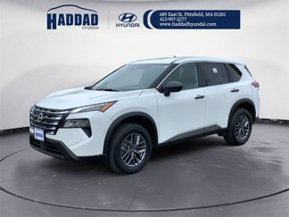 Used 2024 Nissan Rogue S image 1