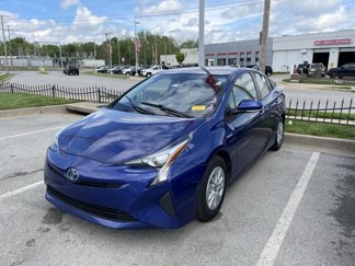 Used 2017 Toyota Prius Two image 1