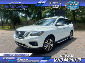 Used 2020 Nissan Pathfinder SV image 1