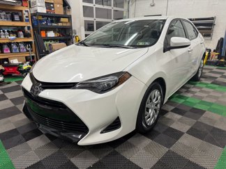 Used 2019 Toyota Corolla LE image 1