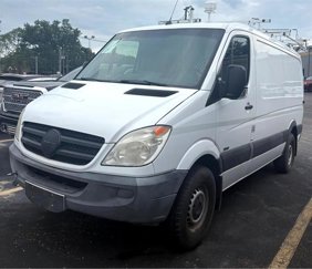 Used 2013 Mercedes-Benz Sprinter 2500 image 1