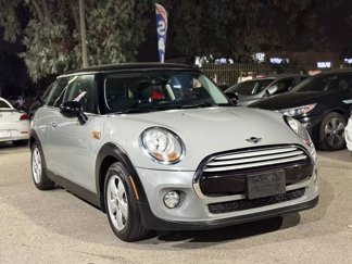 Used 2015 MINI Cooper 2-Door Hardtop image 1