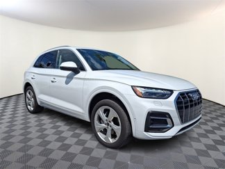 Used 2021 Audi Q5 Prestige w/ Prestige Package image 1