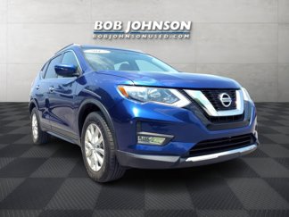 Used 2017 Nissan Rogue SV image 1