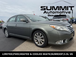 Used 2011 Toyota Avalon Limited image 1