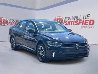 Certified 2024 Volkswagen Jetta Sport image 1