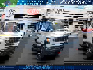 Used 2019 Jeep Renegade Trailhawk image 1
