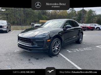 Used 2022 Porsche Macan w/ Premium Package Plus image 1