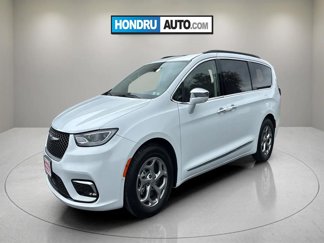 Used 2022 Chrysler Pacifica Limited image 1